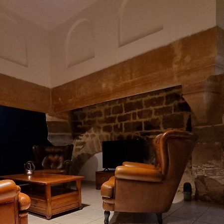 Ferienwohnung L'Ecrin Des Petits Bonheurs Dole Exterior foto