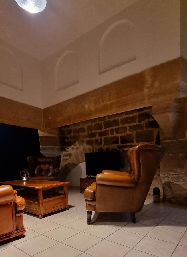 Ferienwohnung L'Ecrin Des Petits Bonheurs Dole Exterior foto